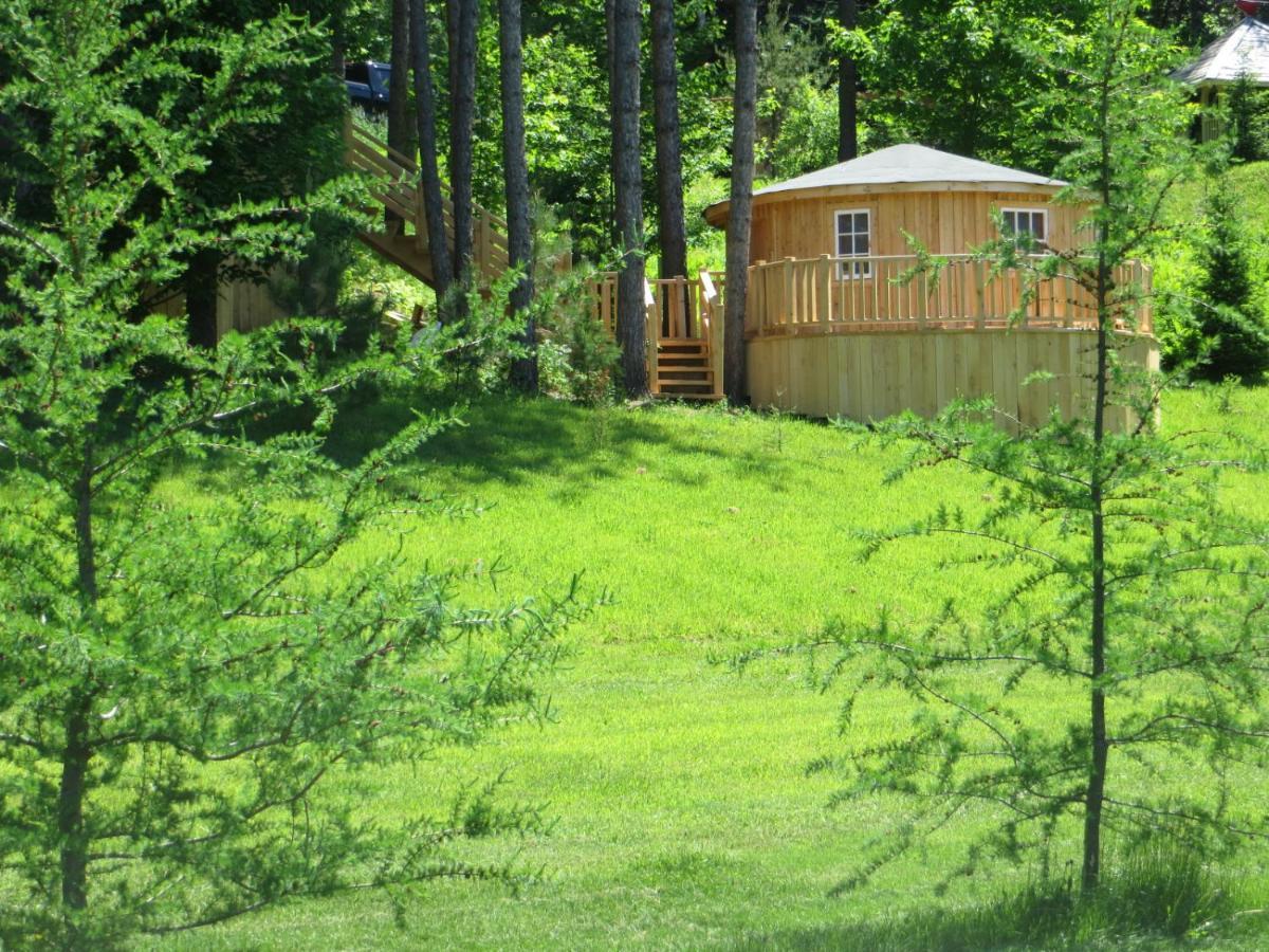La Maison Sous Les Arbres Saint Roch de Mekinac Eksteriør billede
