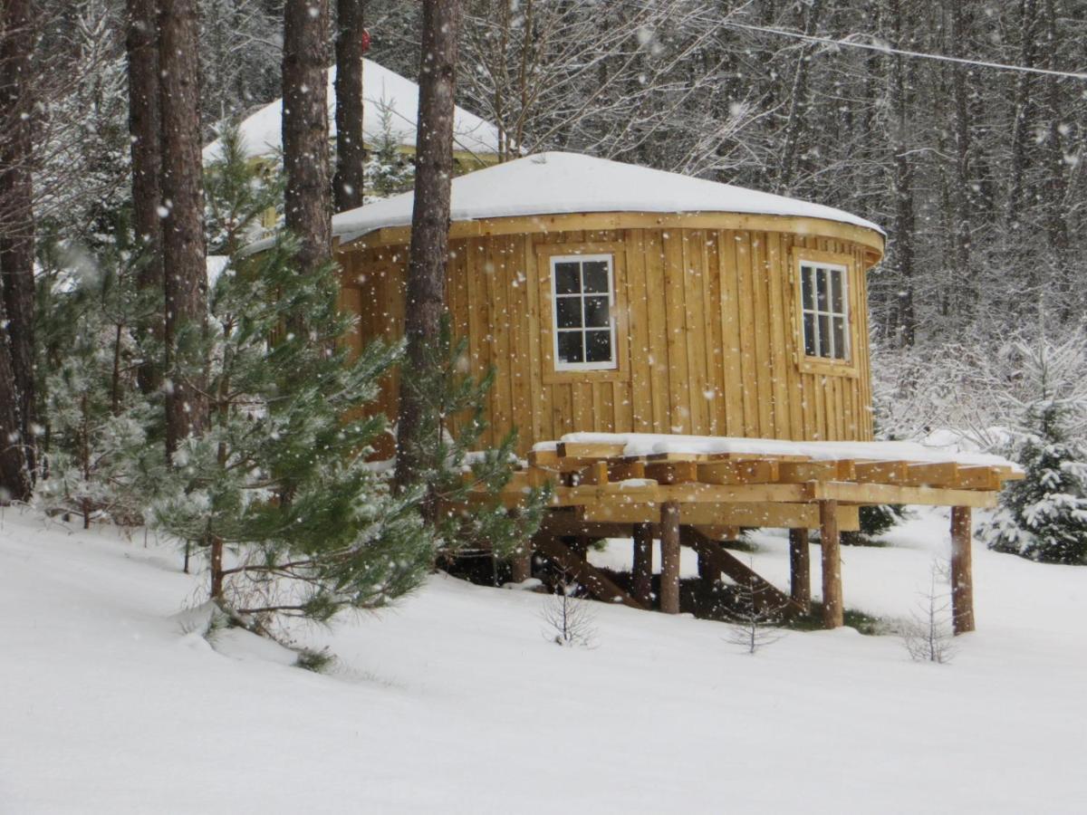 La Maison Sous Les Arbres Saint Roch de Mekinac Eksteriør billede